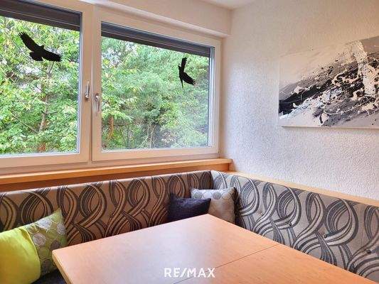 Essen mit Blick ins Grüne