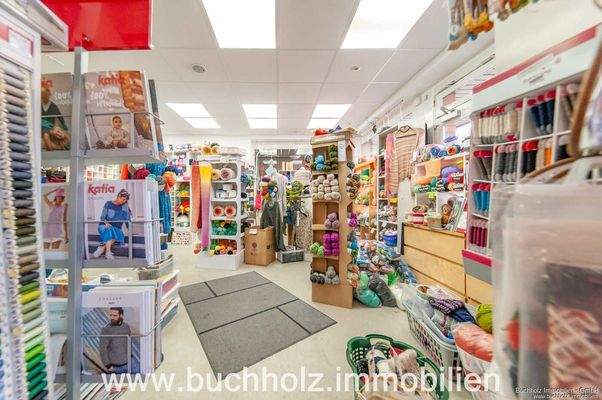 vorderer Ladenbereich Eingang befindet sich rechts