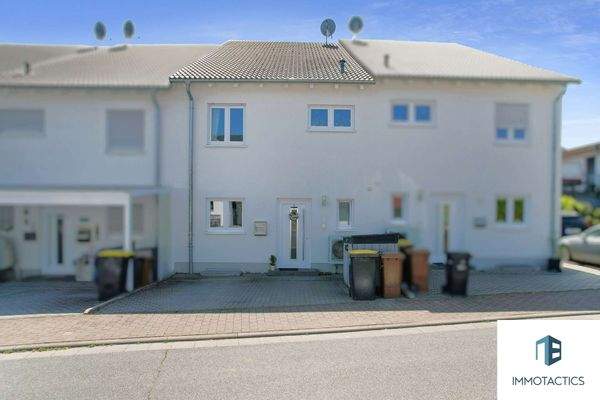 Außenansicht Straßenseite