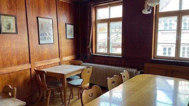 5 Gaststube Teilbereich