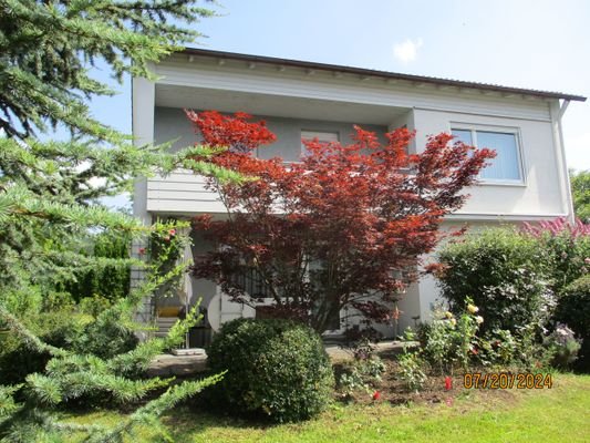 Terrasse und Balkon