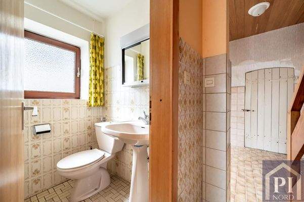 Gäste-WC im Erdgeschoss