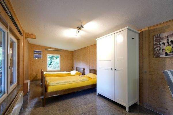 086 Schrank (1 von 1)