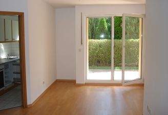 Wohnzimmer zur Terrasse