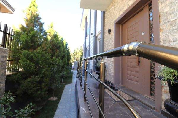 Elegant Villa with Private Pool in Antalya Döşemealtı