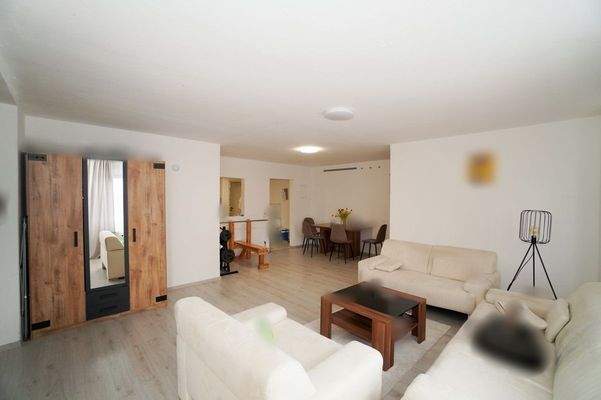 Beispiel Wohn- und Esszimmer