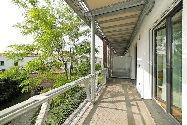 Balkon (Ostausrichtung)