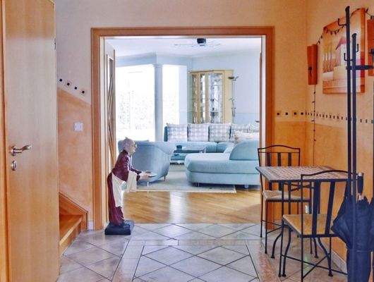 Diele zum Wohnbereich