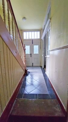 Treppenhaus_1_vorne.jpg