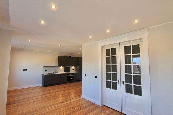 WE II - Wohnzimmer mit Blick in die Küche