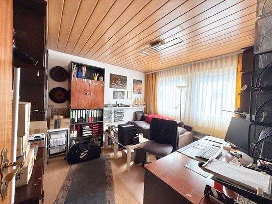 Schlafzimmer 3 bisher als Büro genutzt
