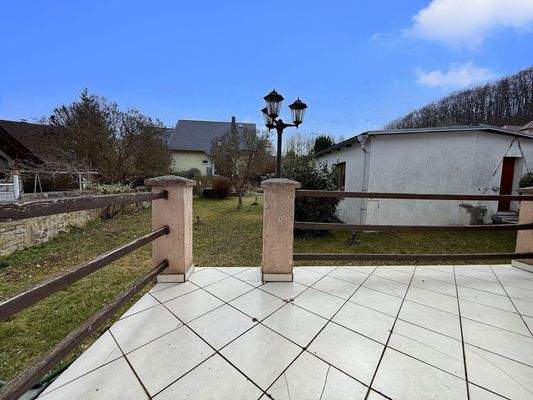 Terrasse am Wohnzimmer