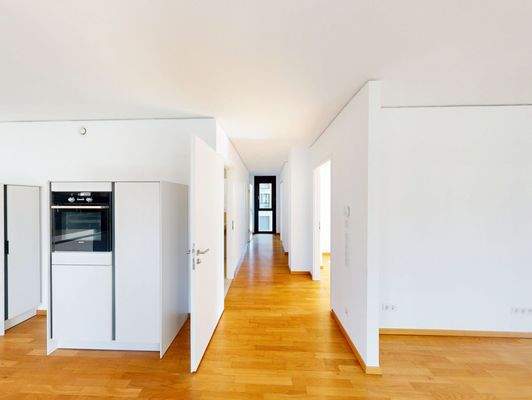 Einladender Flur in den Wohn- und Essbereich