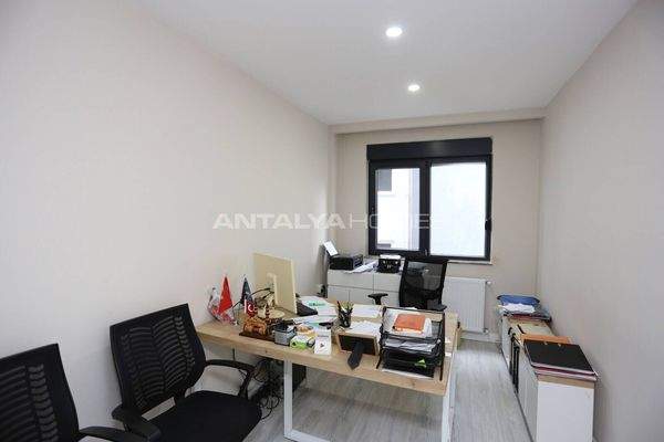 Apartment Near the Sea and Airport in Antalya Muratpasa