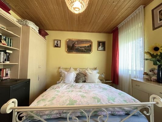Schlafzimmer EG