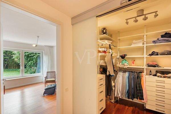 Ankleide mit Elternschlafzimmer