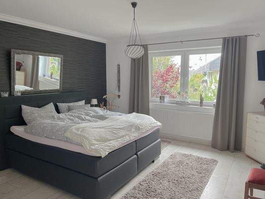 Elternschlafzimmer - EG