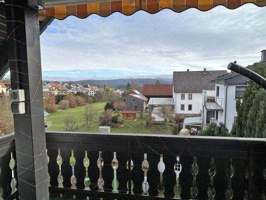 Loggia und Ausblick im DG