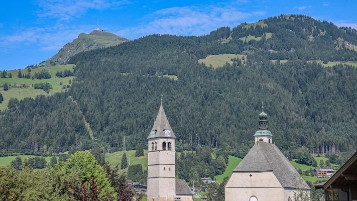 KITZIMMO-Luxuswohnung mit Pool in zentraler Toplage - Immobilien Kitzbühel.