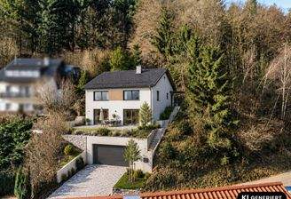 Hausbeispiel mit Garage