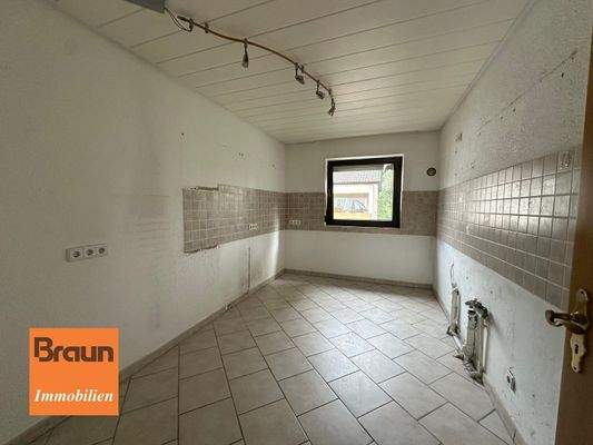 OG rechts 3-Zimmer, VS-S, Küche