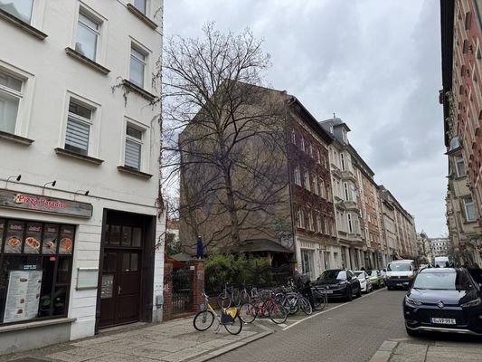 Straßenseitenansicht (West)