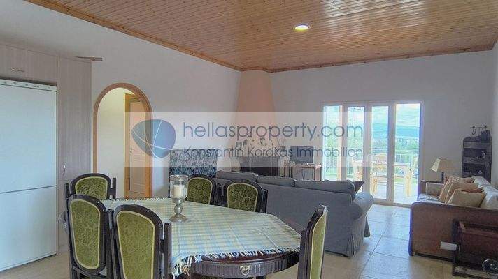 3f4e8fb1da8448318453cf8ee7fc466b-original