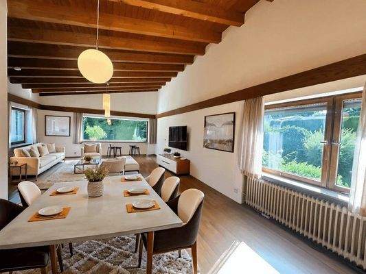 Wohnzimmer KI animiert