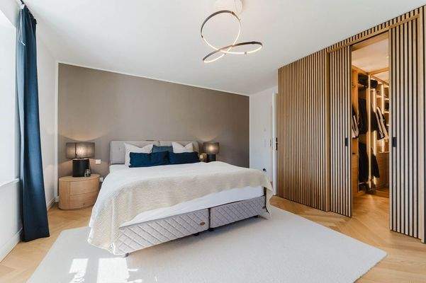 Der Masterbedroom mit Ankleidezimmer