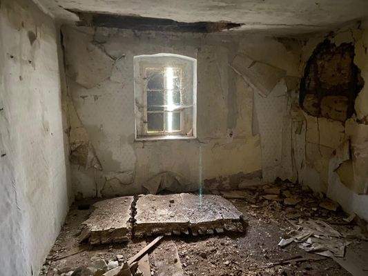 7c50a6c5-a4a8-4bd6-ae50-2e0c9e656d4d