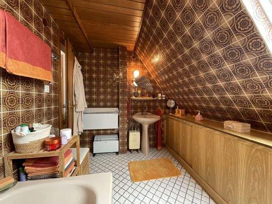 Bad Whg. DG Vorderhaus