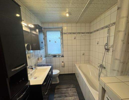 Badezimmer Souterrain.jpeg