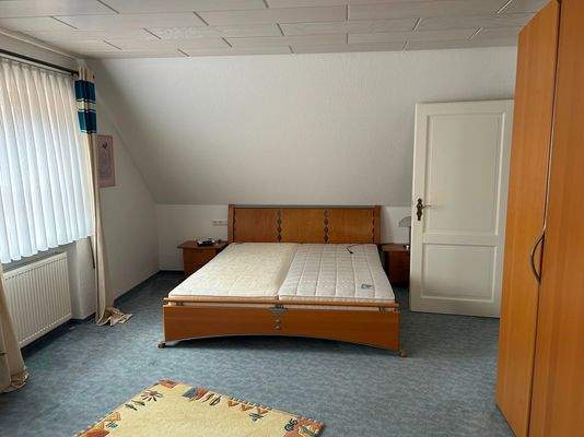 Schlafzimmer im DG