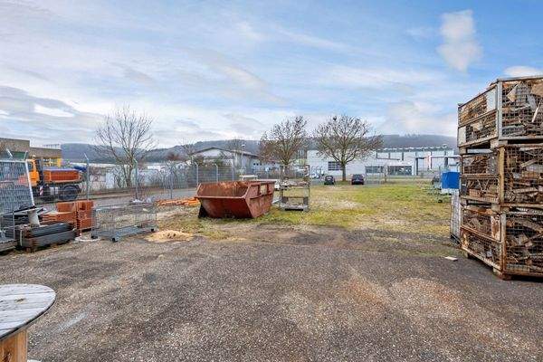 Stellfläche im Außenbereich