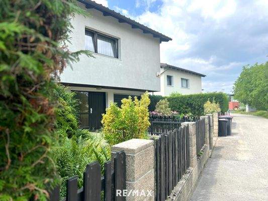 rundherum ist's eingezäunt...