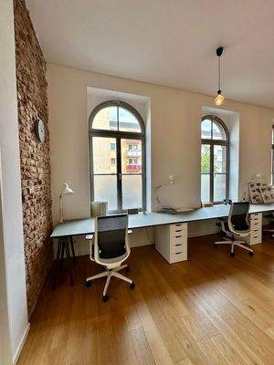 Schreibtischplätze 1