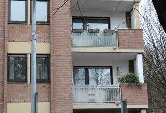 Hausfront Balkonseite