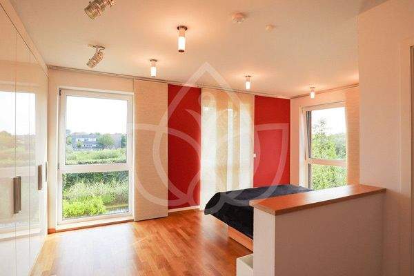 Wohnhaus - Zimmer 3 mit Dusch- & Wannenbad en Suite OG