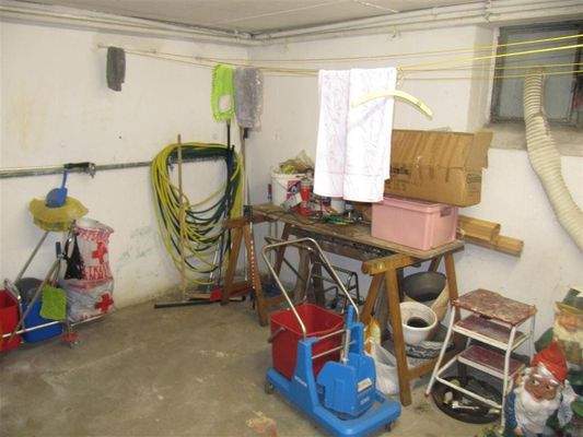 Hausmeisterraum (KG)