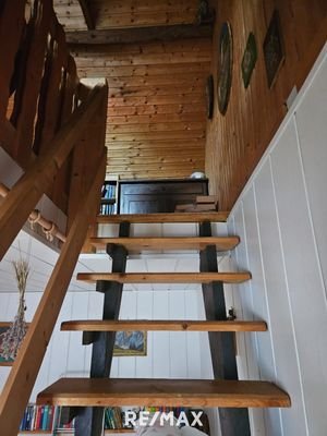 Stiege zum Mansardenzimmer