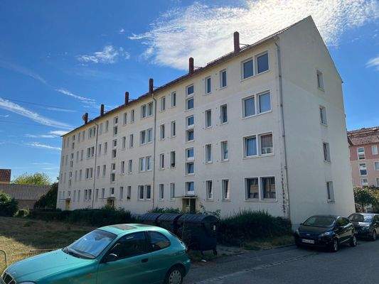 Objekt Weißandt Gölzau Vorderseite; Straße der Chemiearbeiter 4-6