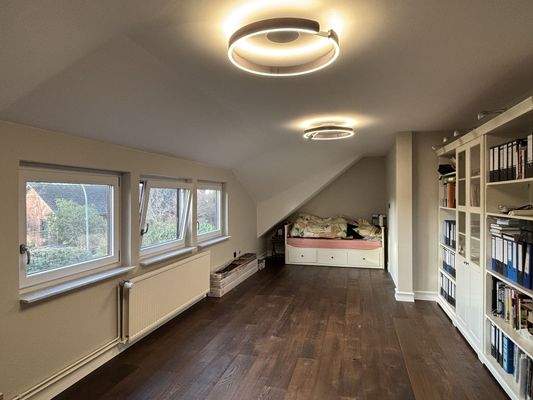 OG Zimmer mit Occhio