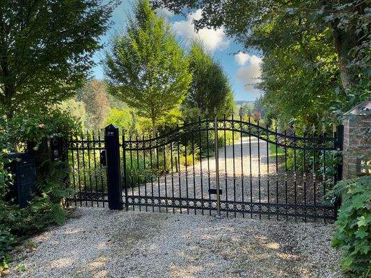 Zufahrt zum Wohnhaus