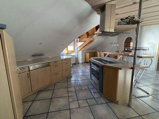 Wohnstudio mit Küche, Essecke