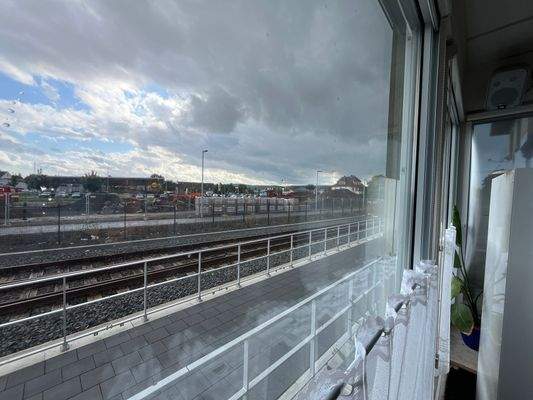 Blick zu den Schienen