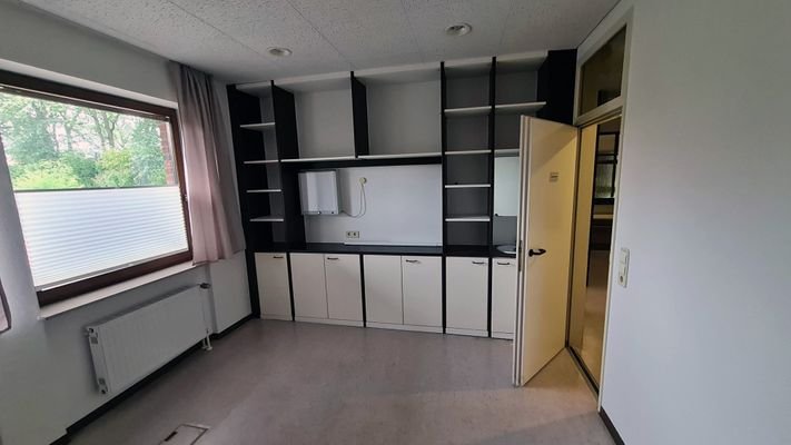 Behandlungszimmer / Büro