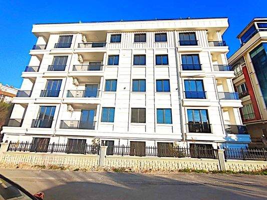 Sea View 4-Bedroom Duplex Flat in İstanbul Büyükçekmece