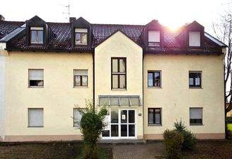 Außenansicht Straßenseite.JPG