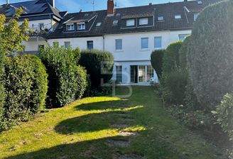 Rückansicht aus dem Garten 