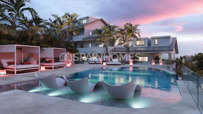 Beachside Sea-View Flats with Pool and Parking in Benalmadena